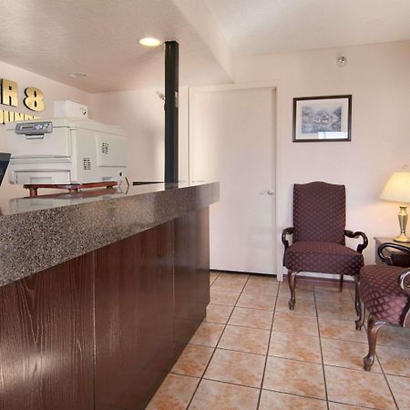 Motel Super 8 By Wyndham Oklahoma Fairgrounds Interior foto