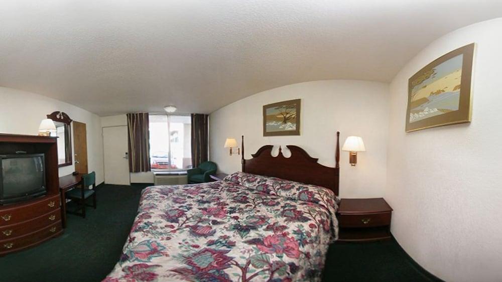 Motel Super 8 By Wyndham Oklahoma Fairgrounds Exterior foto