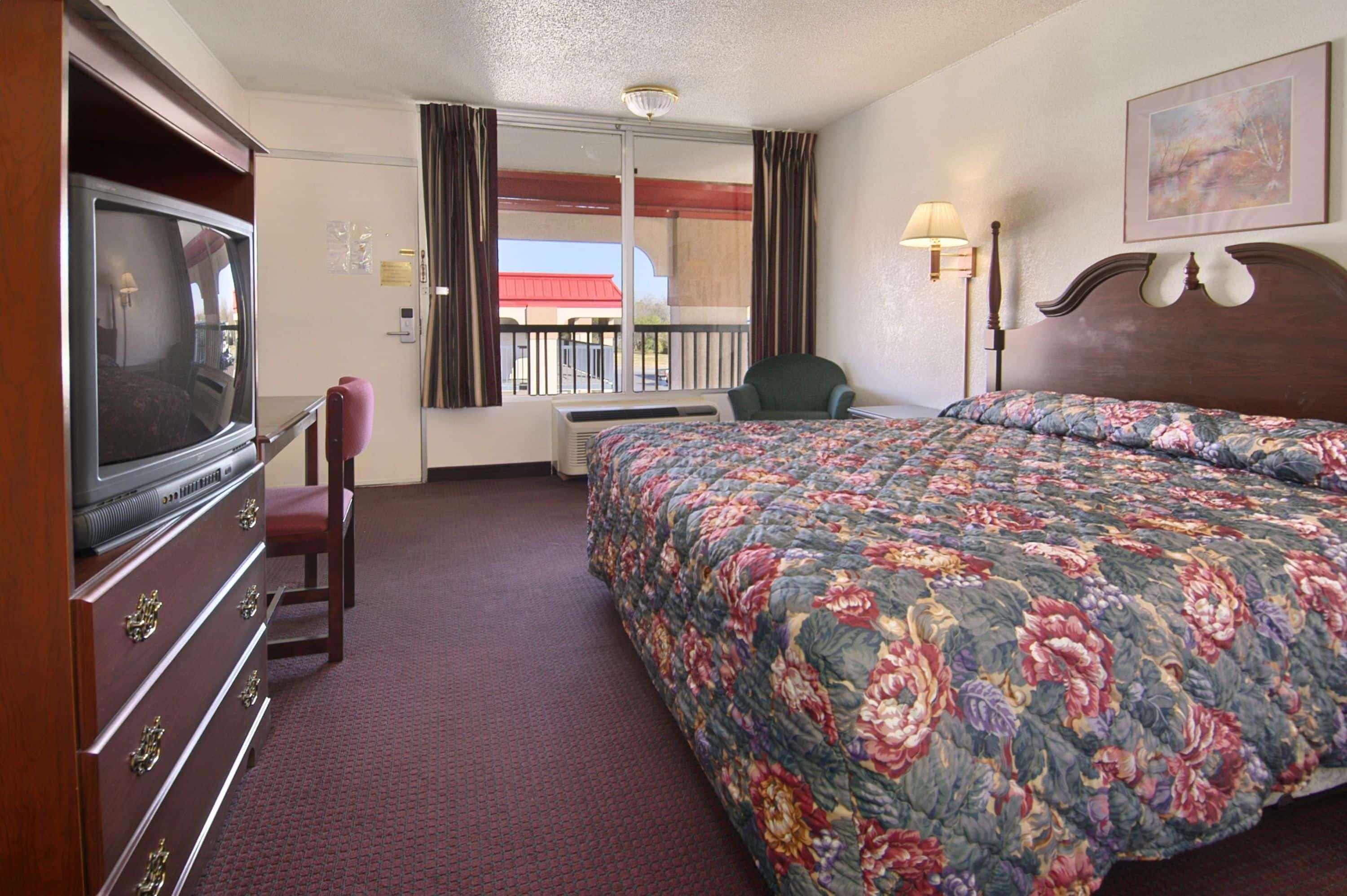 Motel Super 8 By Wyndham Oklahoma Fairgrounds Exterior foto